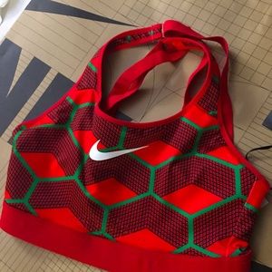 Nike Impact medium sports bra